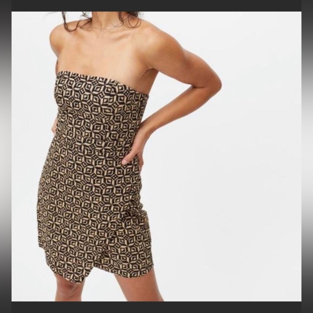 NWT - Urban Outfitters Strapless Warp-Around mini dress